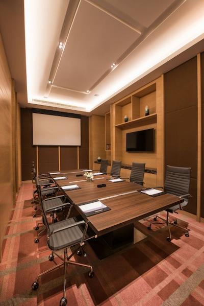 هیات رجنسی لوکنو