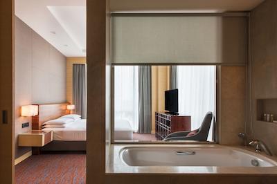 هیات رجنسی لوکنو