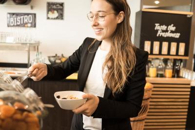 کارادتل دوسلدرف سیتی