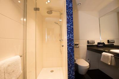 کارادتل دوسلدرف سیتی