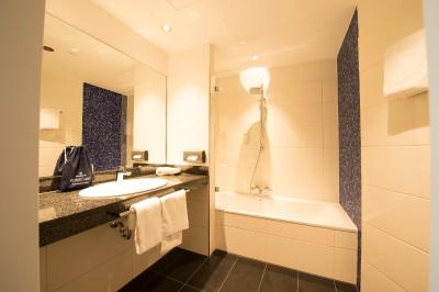 کارادتل دوسلدرف سیتی