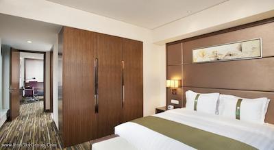 هالیدی این شانگهای جینکسیو