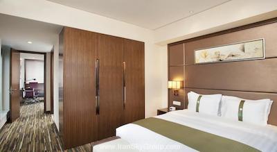 هالیدی این شانگهای جینکسیو