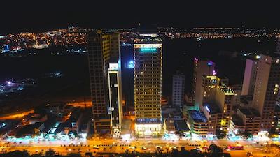 کویین ان نها ترانگ هتل