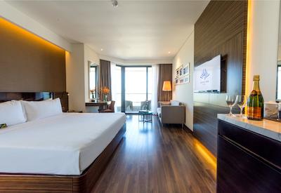 کویین ان نها ترانگ هتل