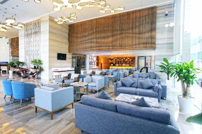 کویین ان نها ترانگ هتل