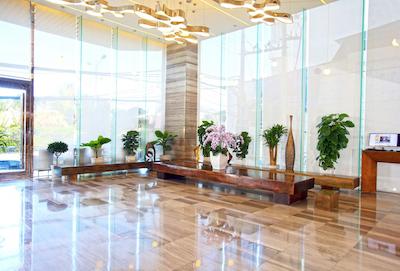 کویین ان نها ترانگ هتل