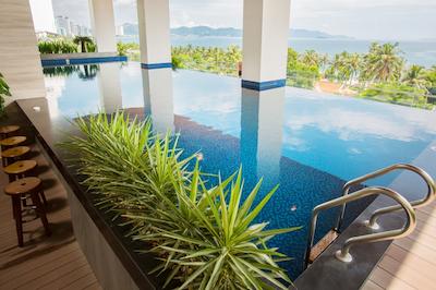 کویین ان نها ترانگ هتل