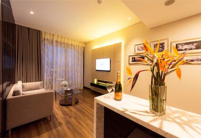 کویین ان نها ترانگ هتل