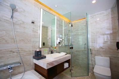 کویین ان نها ترانگ هتل