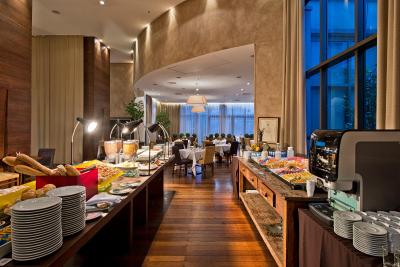 هتل ساو پاولو ایگواتمی بای ملی