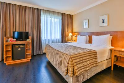 پارک این بای رادیسن برینی