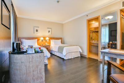 پارک این بای رادیسن برینی