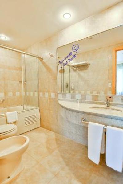 پارک این بای رادیسن برینی