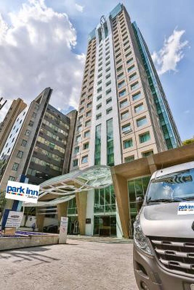 پارک این بای رادیسن برینی
