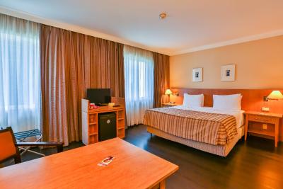 پارک این بای رادیسن برینی