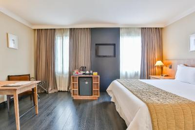 پارک این بای رادیسن برینی