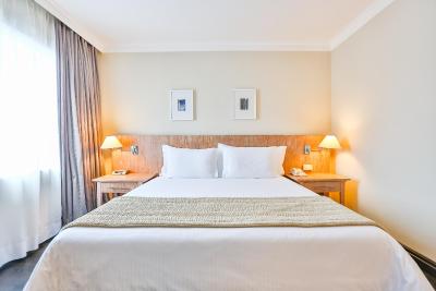 پارک این بای رادیسن برینی