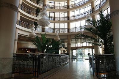 فیم رسیدنس لارا اند اسپا