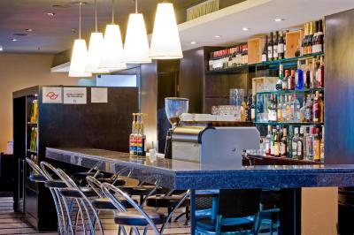 اسلاویرو اکسکوتیو جاردینز