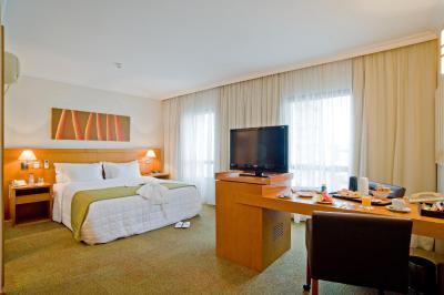 اسلاویرو اکسکوتیو جاردینز