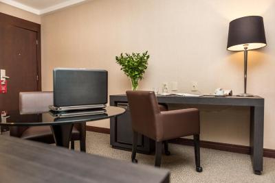 اسلاویرو اکسکوتیو جاردینز