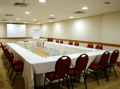 اسلاویرو اکسکوتیو جاردینز