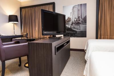 اسلاویرو اکسکوتیو جاردینز