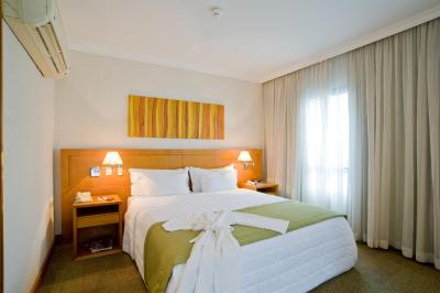 اسلاویرو اکسکوتیو جاردینز