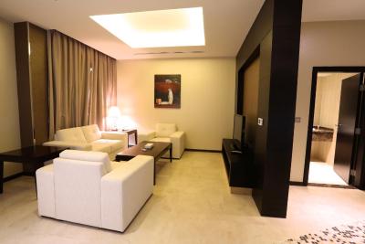 بین ماجید نهال