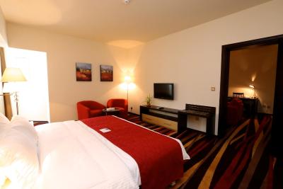 بین ماجید نهال