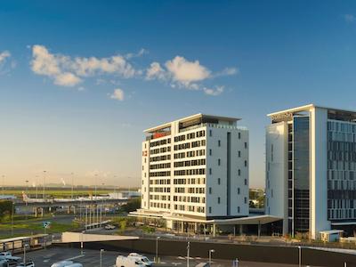 ایبیز بریسبان آیرپرت