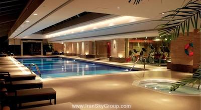 کراون پلازا سنتری پارک