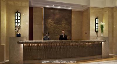 کراون پلازا سنتری پارک