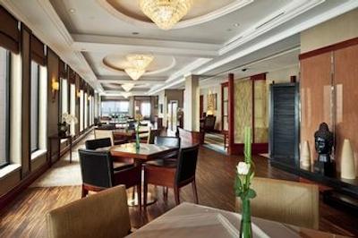 کراون پلازا سنتری پارک