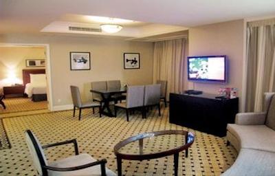 کراون پلازا سنتری پارک