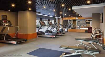 کراون پلازا سنتری پارک