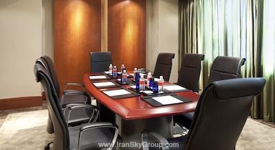 کراون پلازا سنتری پارک