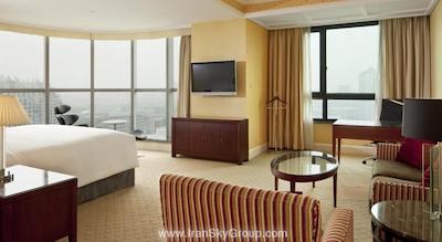 کراون پلازا سنتری پارک