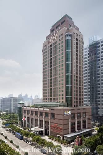 کراون پلازا سنتری پارک