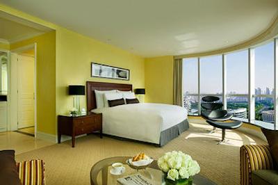 کراون پلازا سنتری پارک