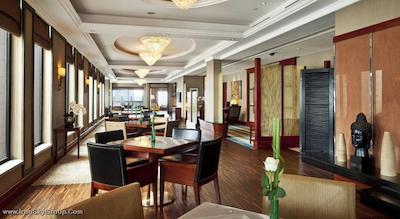 کراون پلازا سنتری پارک