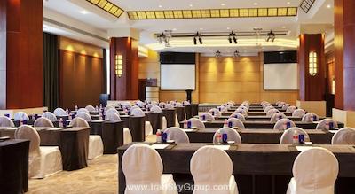 کراون پلازا سنتری پارک