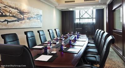 کراون پلازا سنتری پارک