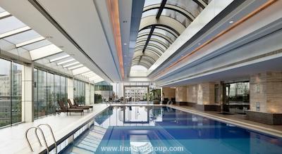 کراون پلازا سنتری پارک