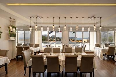 سیتی است بیچ هتل اپارتمنتز