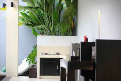 د سمینیاک سویت پریوات ویلا