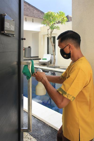 د سمینیاک سویت پریوات ویلا