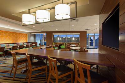 فیرفیلد این اند سویتز توکومکاری