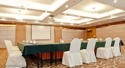 هالیدی این شانگهای پودونگ